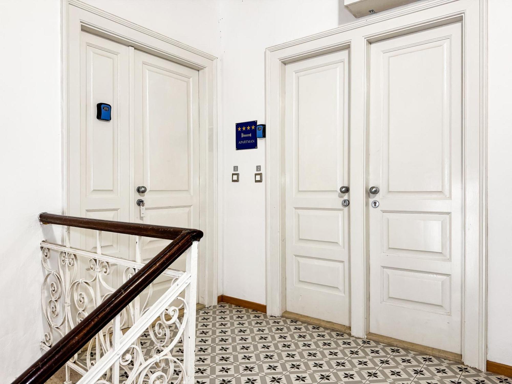 Apartments Lovro & Lena Dubrovnik Exterior photo