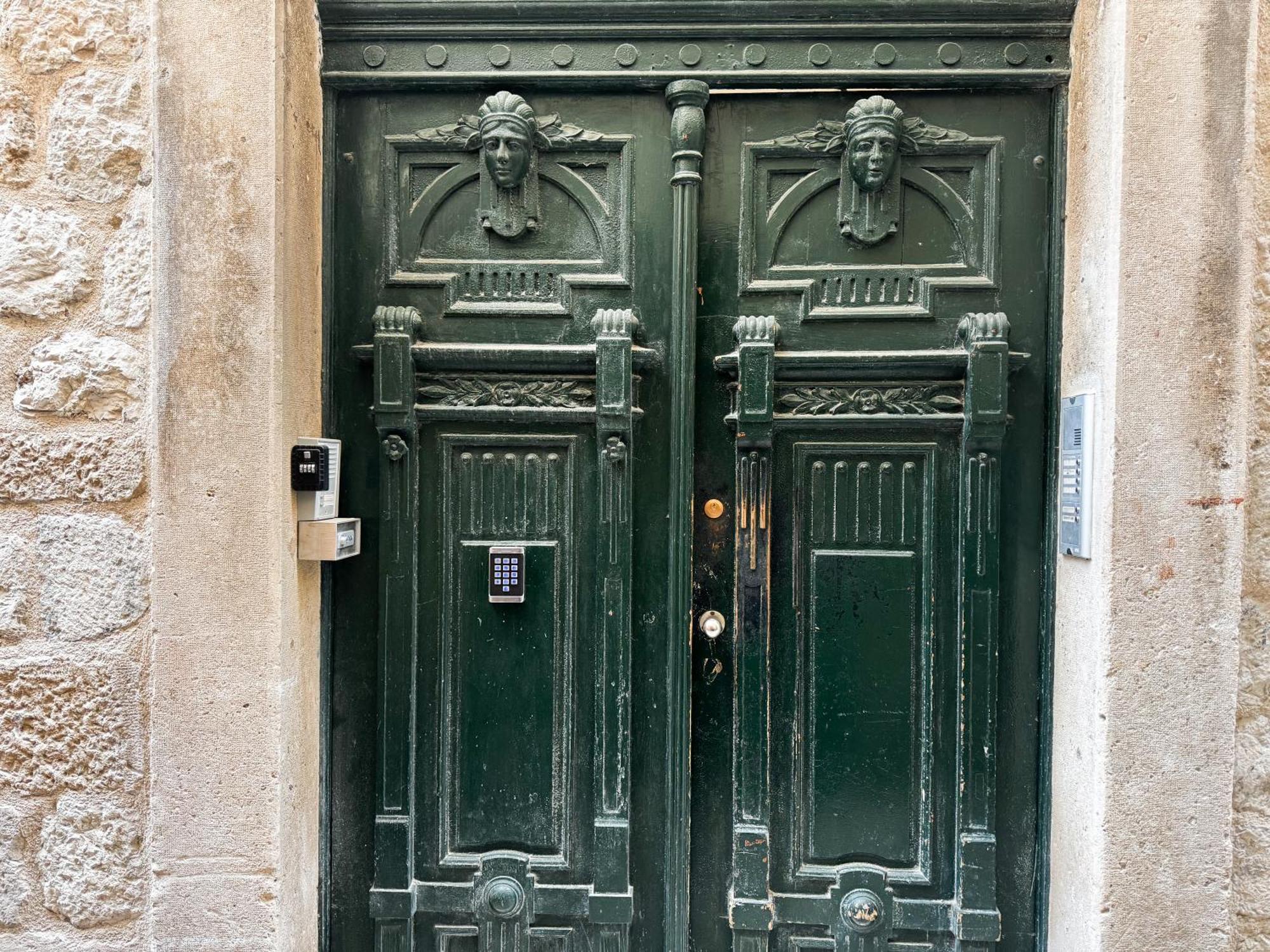 Apartments Lovro & Lena Dubrovnik Exterior photo